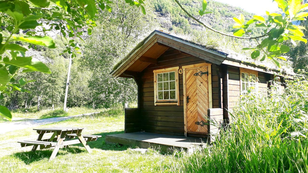Dalen Gaard Camping Og Hytter Гейрангер Екстер'єр фото
