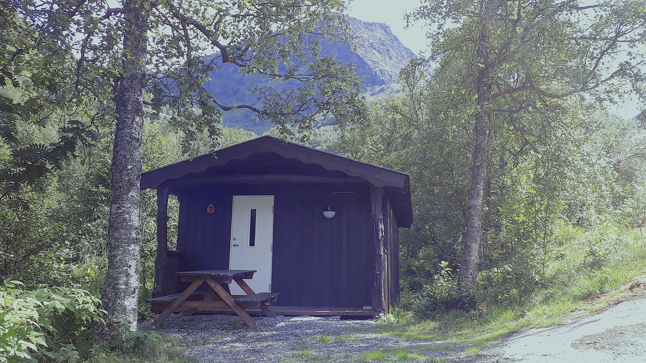 Dalen Gaard Camping Og Hytter Гейрангер Екстер'єр фото